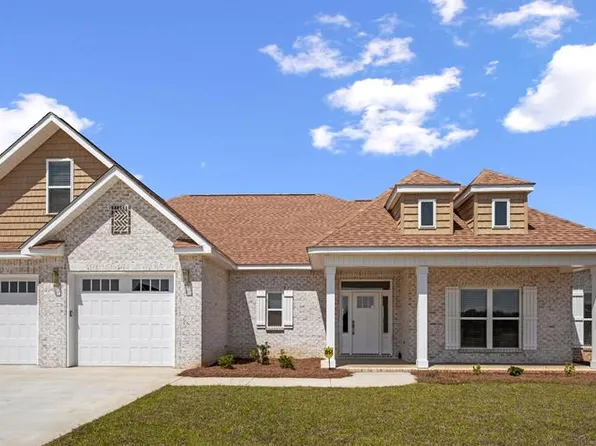 109 Heritage Way, Headland, AL 36345