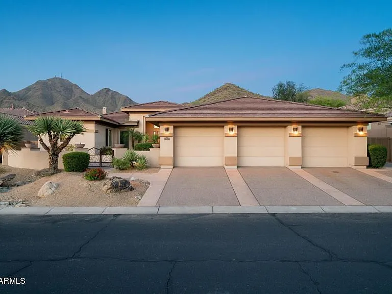 11416 E Autumn Sage Dr — Photo 1