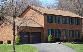 1st image of 105 Primrose Dr