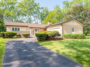 1107 Belair Dr, Darien, IL 60561