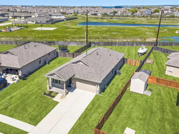 14815 Rain Tree Dr, Baytown, TX 77523