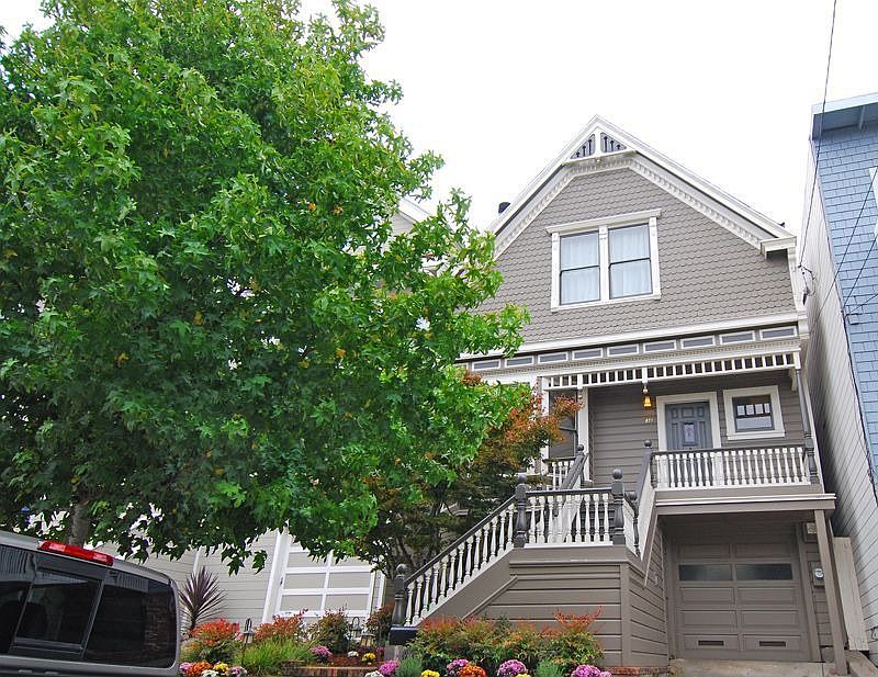1st image of 410 Hoffman Ave