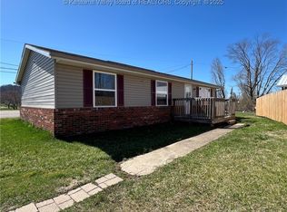 6 Shawnee Acres, Dunbar, WV 25064