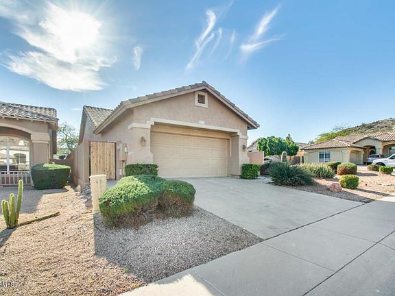 4th image of 2311 E Silverwood Dr