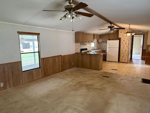 5th image of 1355 N Reed Ter