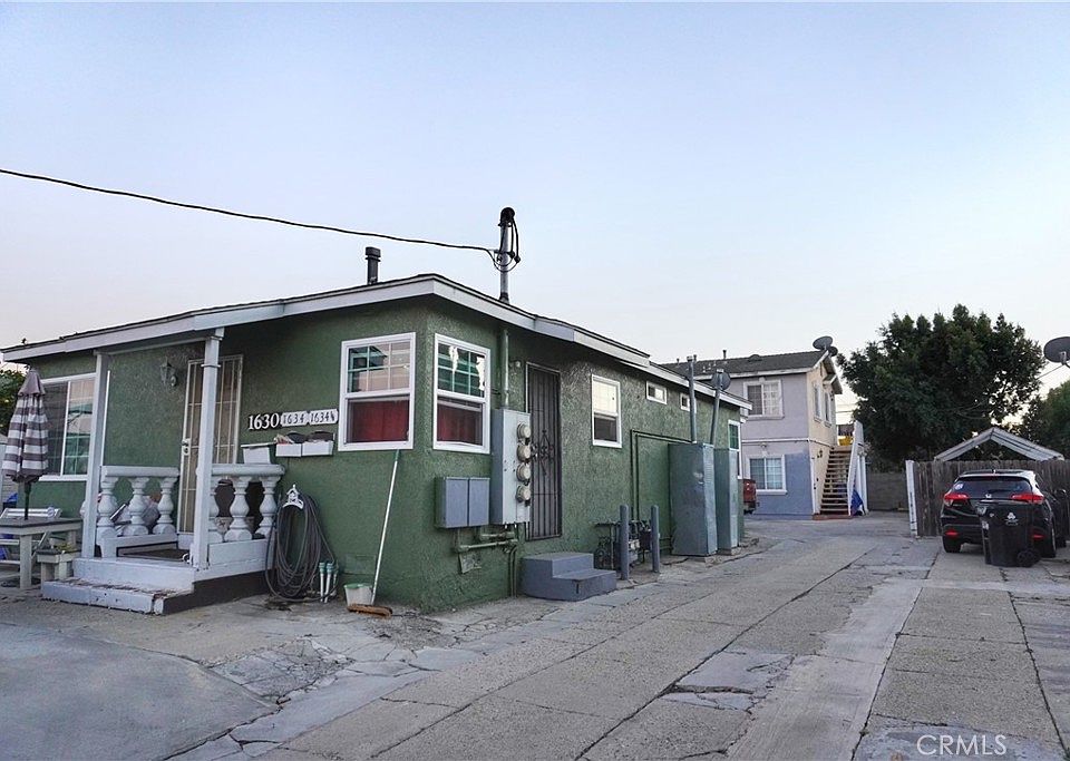 1st image of 1630 W 204th St