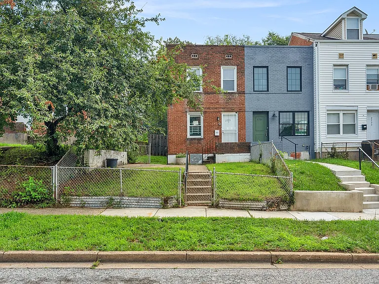 2729 Round Rd — Photo 14