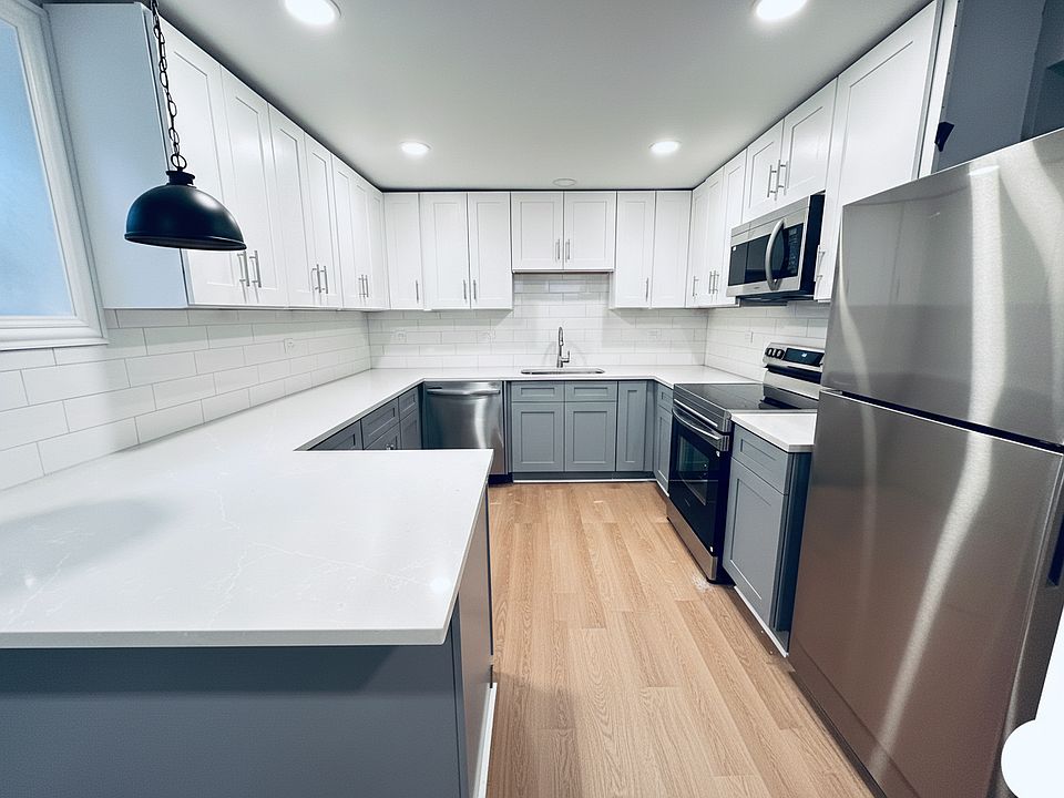1st image of 901 W Agatite Ave #901