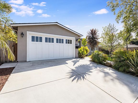 5th image of 2344 Cabrillo Ave