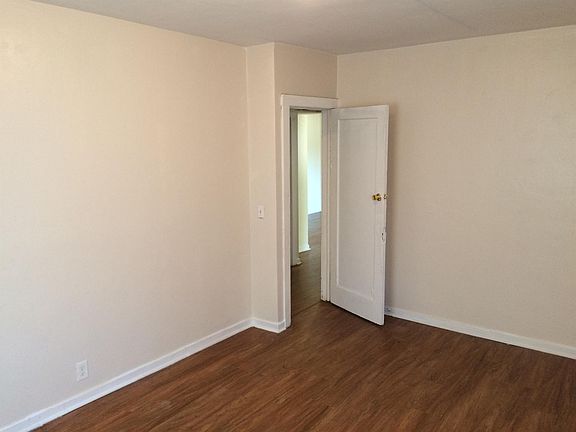 3rd image of 250 W Highland Ave
