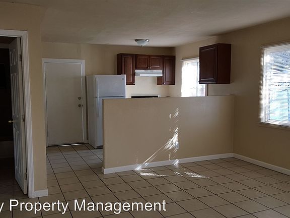4th image of 3276 Greely Ave
