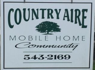 78 Wanda Ln, El Campo, TX 77437