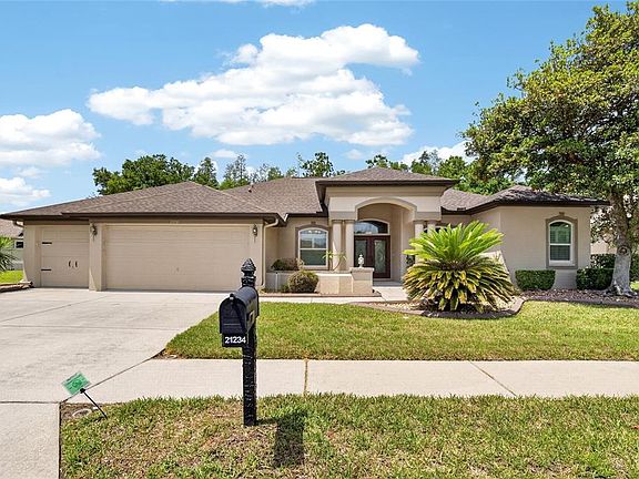 3rd image of 21234 Tangor Rd