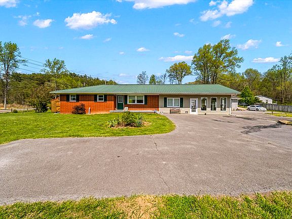 2nd image of 3109 Old Highway 411