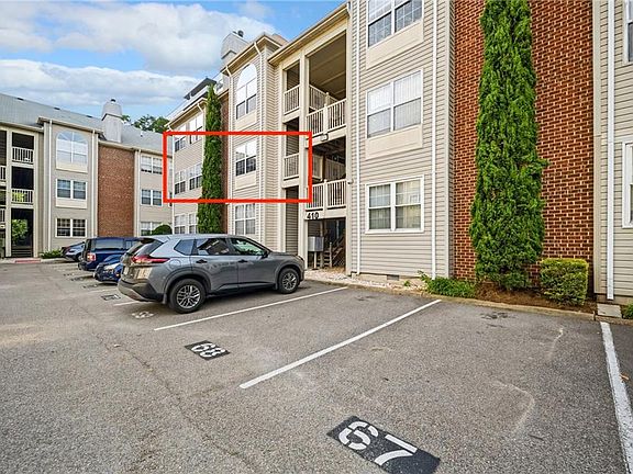 2nd image of 410 Delaware Ave APT 204