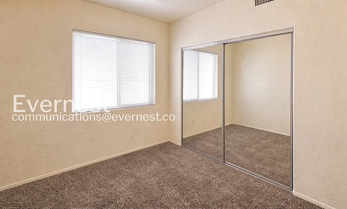 2542 W Sunstar Pl — Photo 14