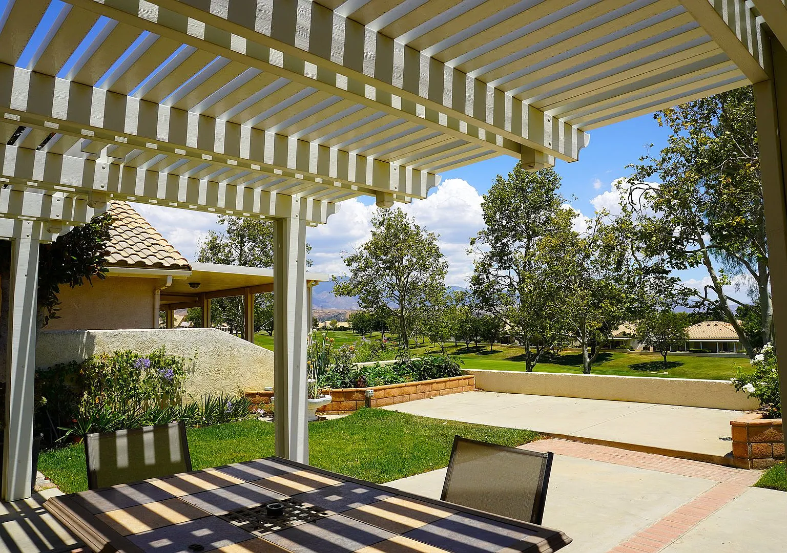 Sun Lakes 3 Bedroom - Backs the Golf Course — Photo 2