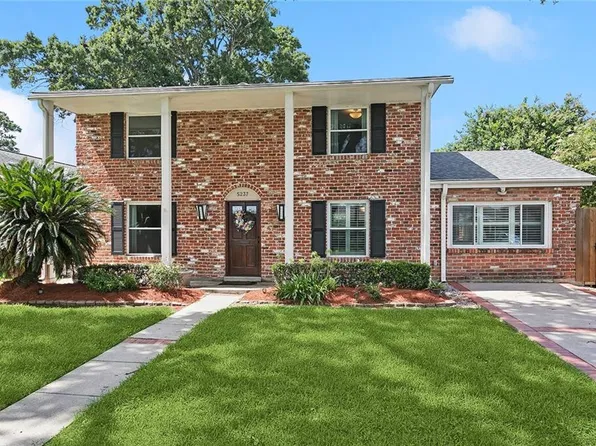 5237 Meadowdale St, Metairie, LA 70006