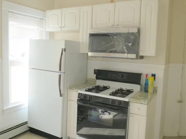 (undisclosed Address), Somerville, MA 02144