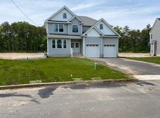 50 Atlantis Ave, Manahawkin, NJ 08050
