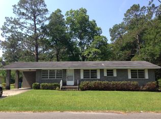 126 Alexander Ave, Lyons, GA 30436