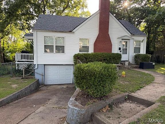 2nd image of 64 Rose Ct
