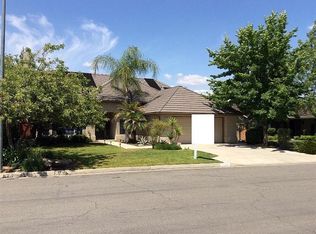 2090 E Shea Dr, Fresno, CA 93720