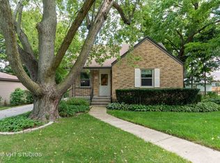 213 Preston Ave, Elgin, IL 60120