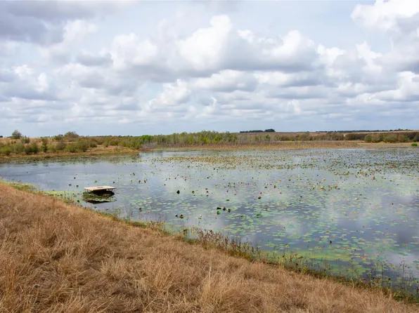 2689 County Road 419, Taylor, TX 76574