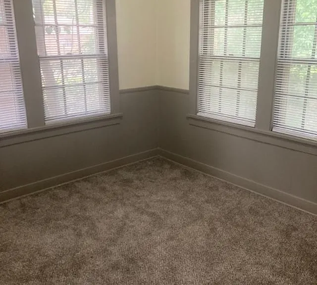 414 W Crawford Ave — Photo 11