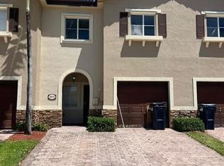 8873 SW 221st Ter, Cutler Bay, FL 33190