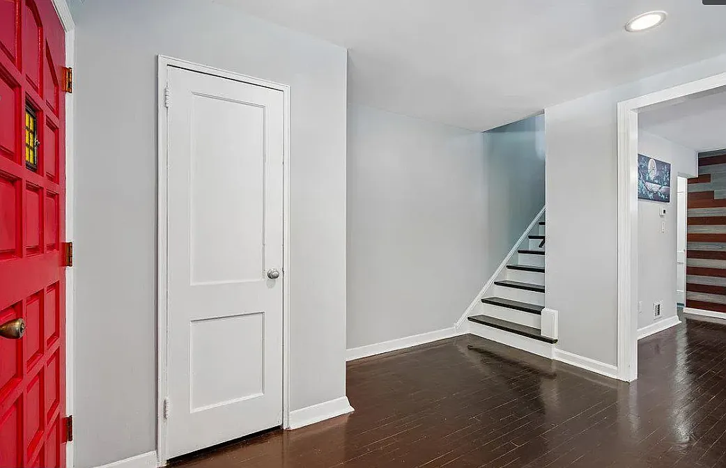 3 bed, 2.5 bath, 2840 sqft, $3,400 — Photo 4