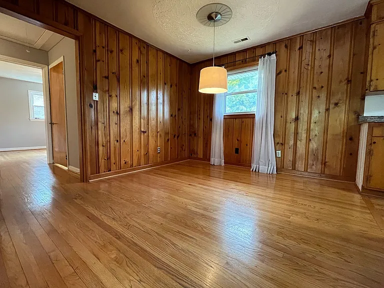 2641 Parkview Dr — Photo 7