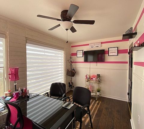 3rd image of 10105 Montwood Dr #B