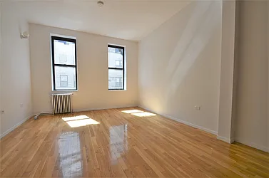 Rented by CITY SKYLINE REALTY INC