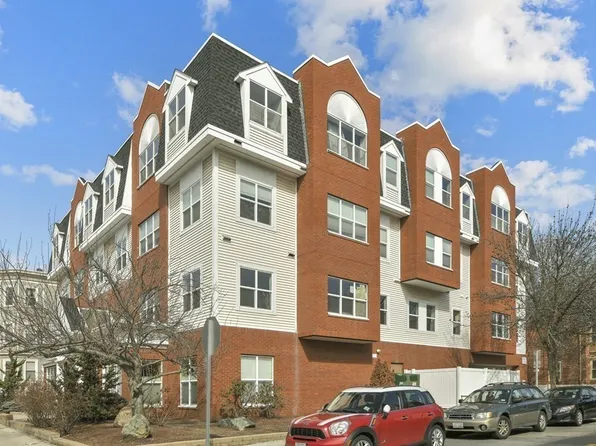 65 Beacon St APT 305, Somerville, MA 02143