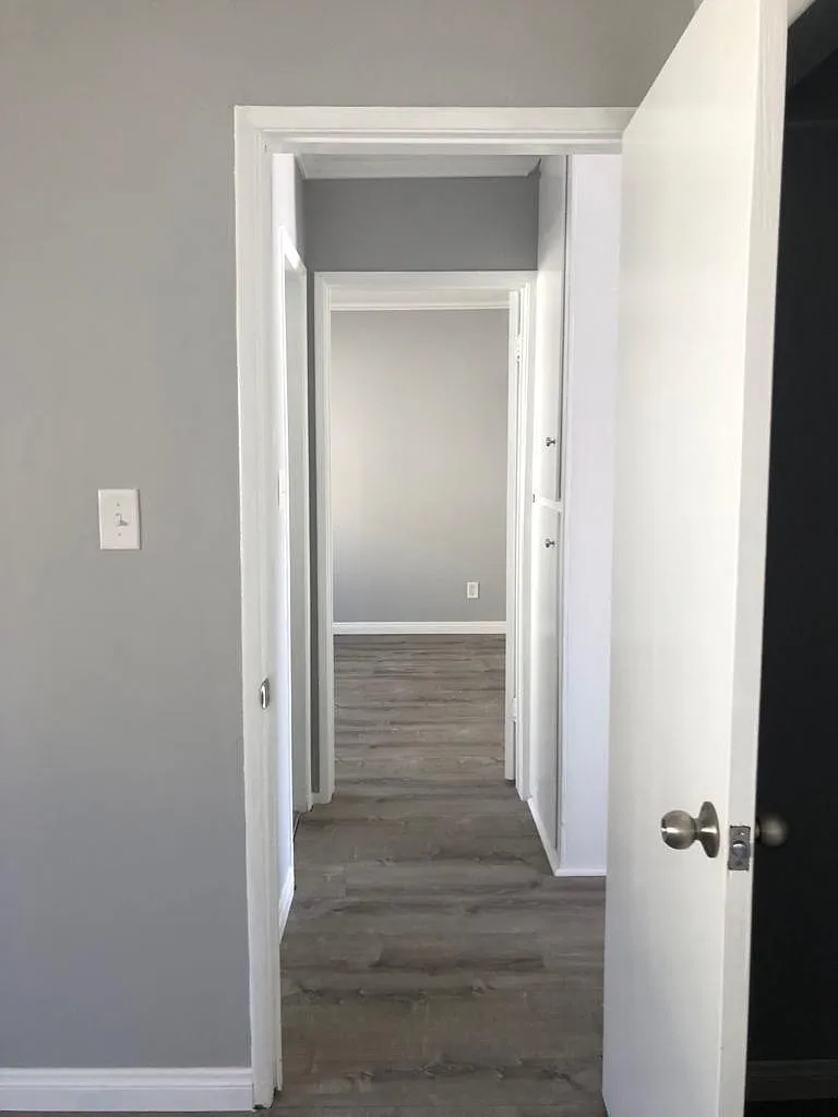 3 bed, 1100 sqft, $3,895 — Photo 4