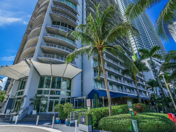 690 SW 1st Ct APT 2032, Miami, FL 33130