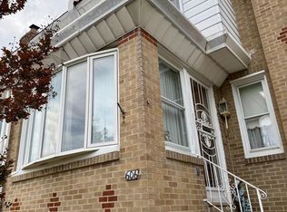 606 Jamestown St, Philadelphia, PA 19128