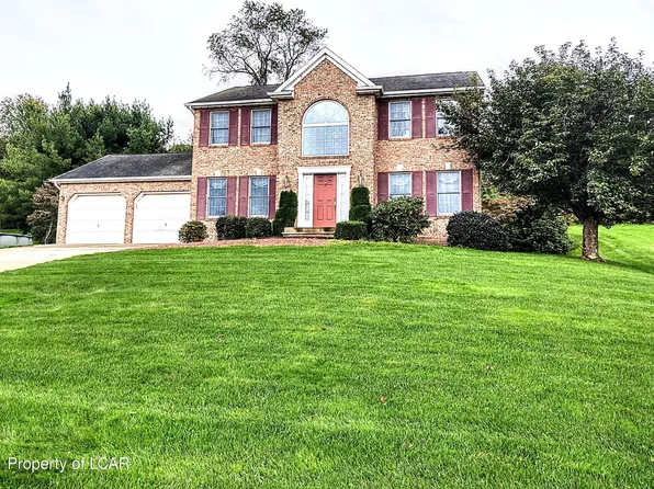 1355 Oak Dr, Shavertown, PA 18708
