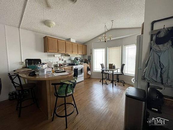2nd image of 2950 Iris Ave Space 5