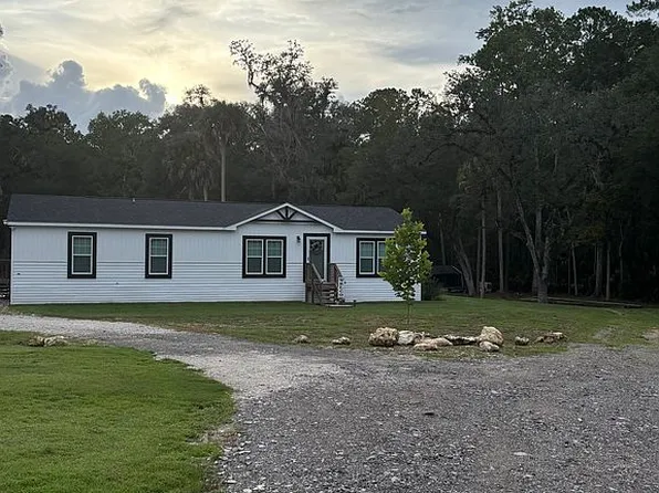 9963 NE 7th Ln, Silver Springs, FL 34488