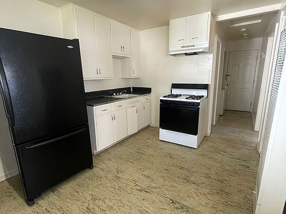 4th image of 614 Saint Johns Ave #1B-1BA