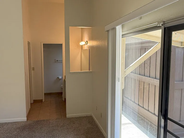 3821 Monteview Dr — Photo 14