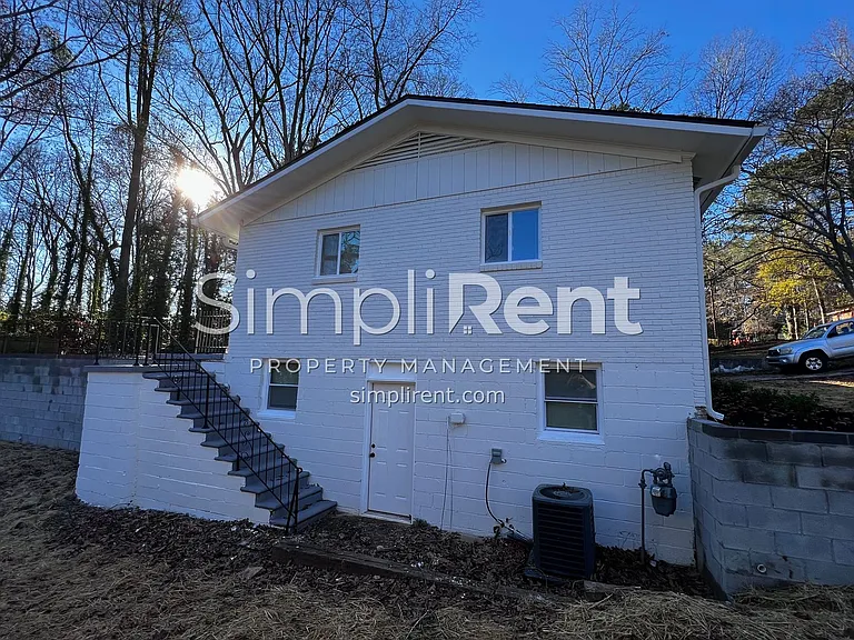 2268 Polar Rock Pl SW — Photo 13