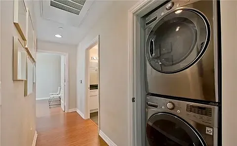 230 Jackson St #206 — Photo 9