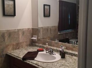 2 Eberle Rd, Albany, NY 12110