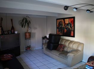 852 Raintree Pl, Vista, CA 92084