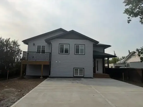 9403 103rd Ave, Grande Prairie, AB