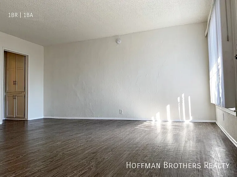 4845 W Slauson Ave #5 — Photo 4